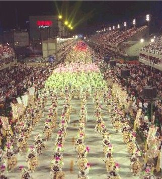 Marquês de Sapucaí Avenue - Carnival 2000 - © Mangueira