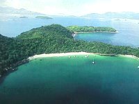 Picture by Stefan Kolumba scanned from the magazine, Guia do Turista - 2001.