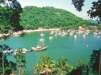 Picture by GT, scanned from the magazine, Guia do Turista - 2001.